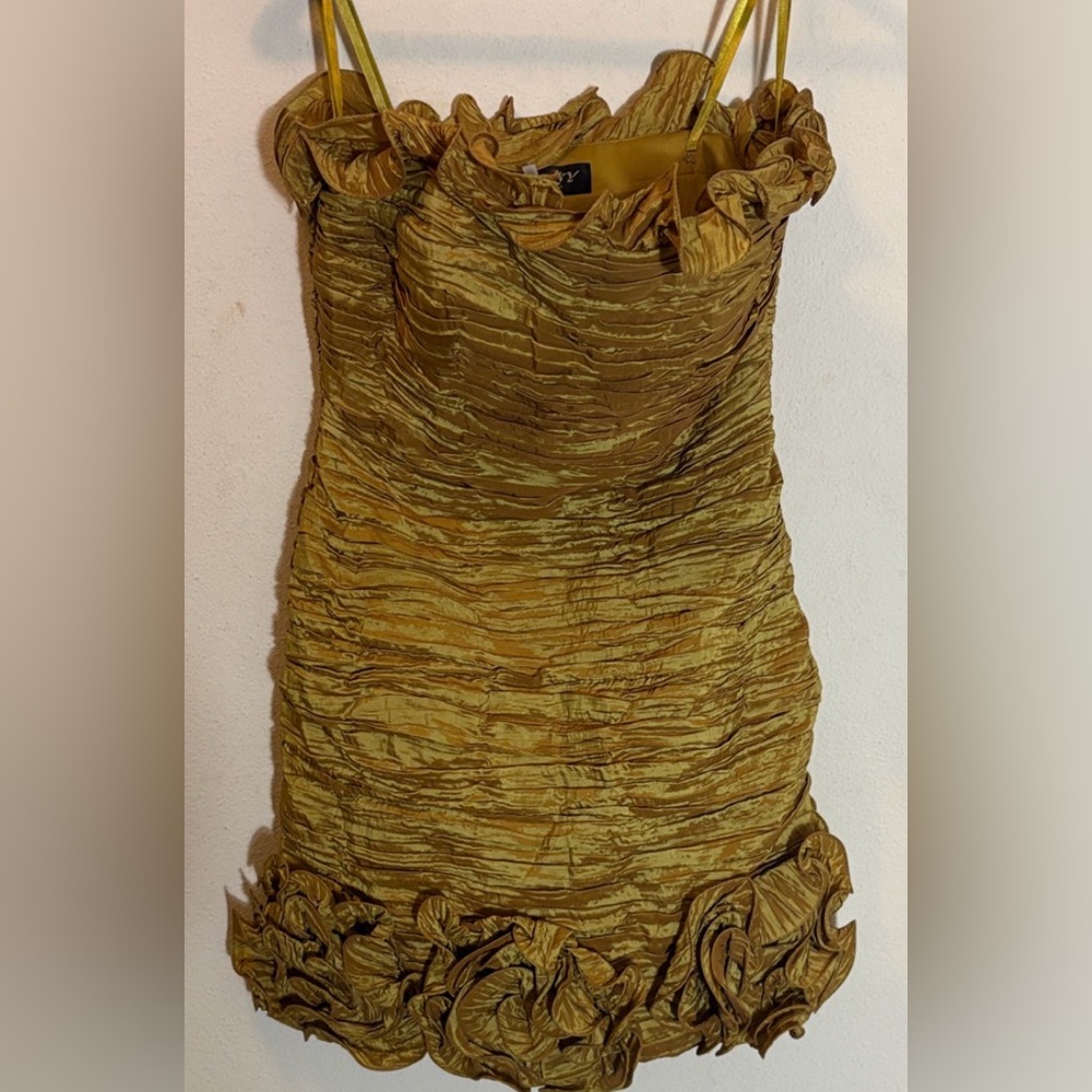 DDNY Prom Dress, Gold Strapless ruffled 12